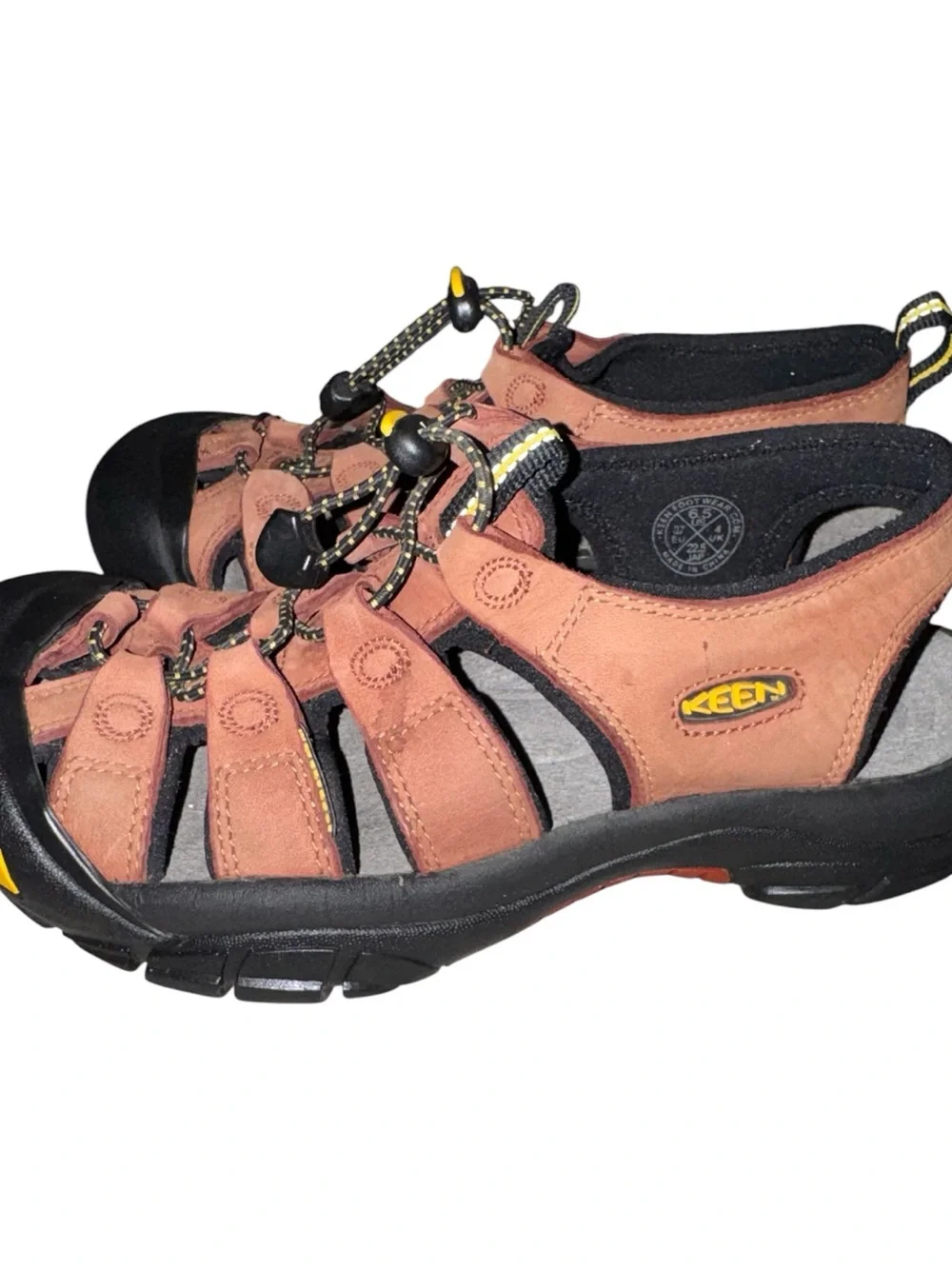Women’s keen Newport leather sandals size 6.5/7